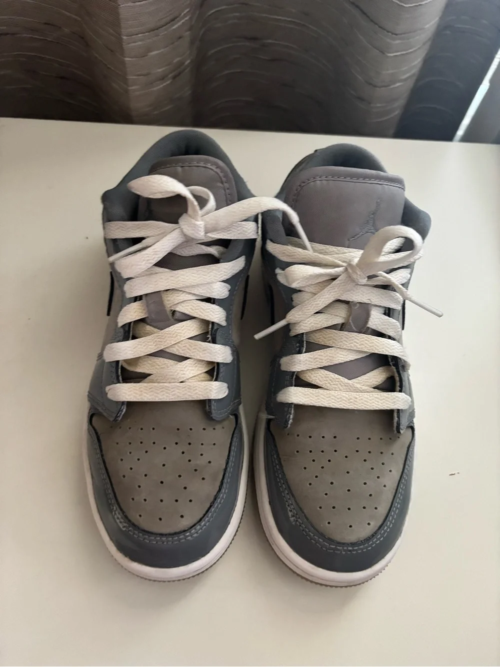Jordan 1 Low KIDS Sneakers - Grey/White
